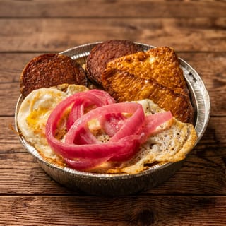 Mangu Spanish Breakfast (Desayuno Español Mangú)